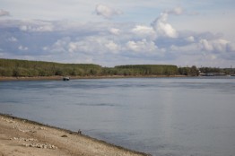 Lungo il Danubio, con lentezza.