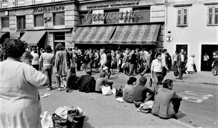 L’incredibile storia degli acquisti a Ponterosso - Cremcaffè