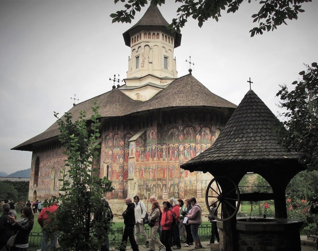 Monastero di Moldoviţa.
Viaggiare i Balcani. Romania la piccola Europa. Transilvania Bucovina Bucarest.  