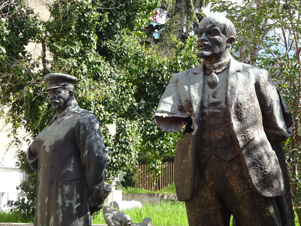 Viaggiare i Balcani: Albania, colori di primavera