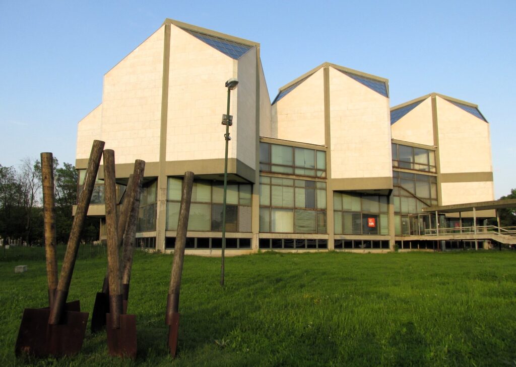 Novi Beograd. Museo dell'Architettura Contemporanea. Foto LB