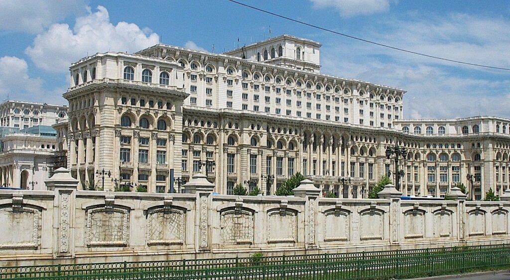 Bucarest. Casa del Popolo. Foto LB